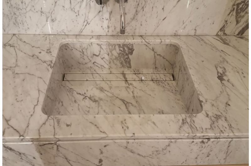Carrara Slot Drainer Sink